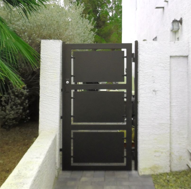 Modern Single Gate - Item La Brea SG0523 Wrought Iron Design In Las Vegas