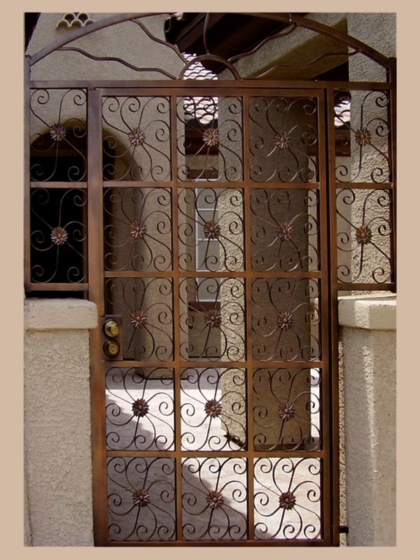 Scrollwork Courtyard & Entryway Gates CE0305 Wrought Iron Design In Las Vegas