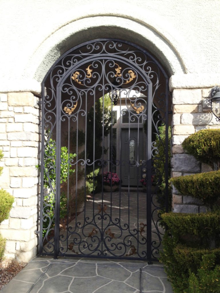 Scrollwork EW0323