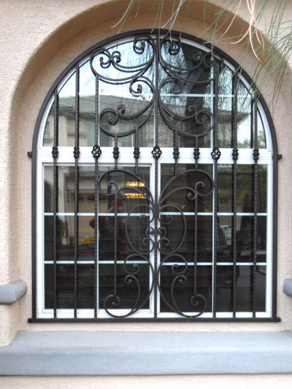 Traditional Window Guard WG0120 Wrought Iron Design In Las Vegas