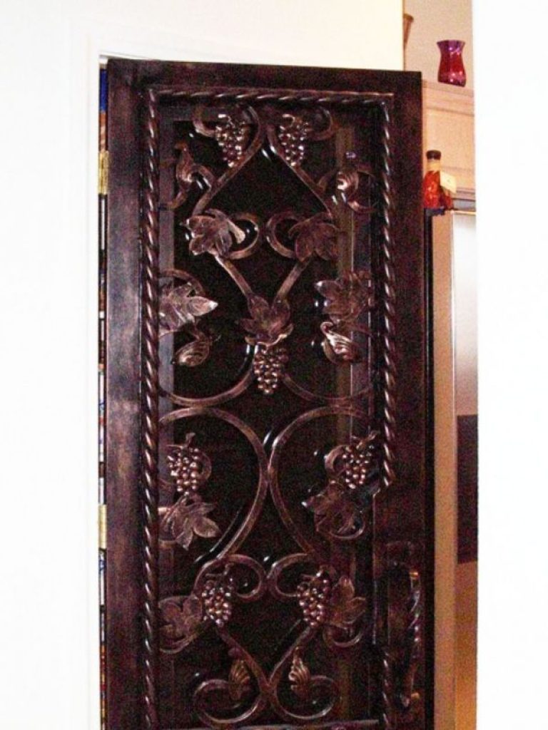 wine cellar doors WCD016
