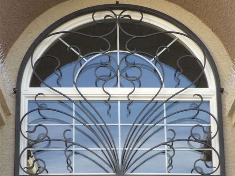 Scrollwork WG0106