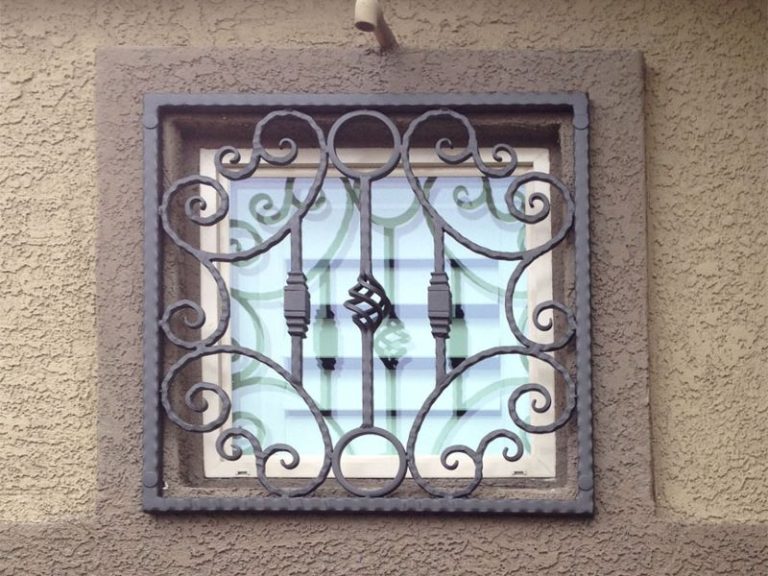scrollwork WG0121