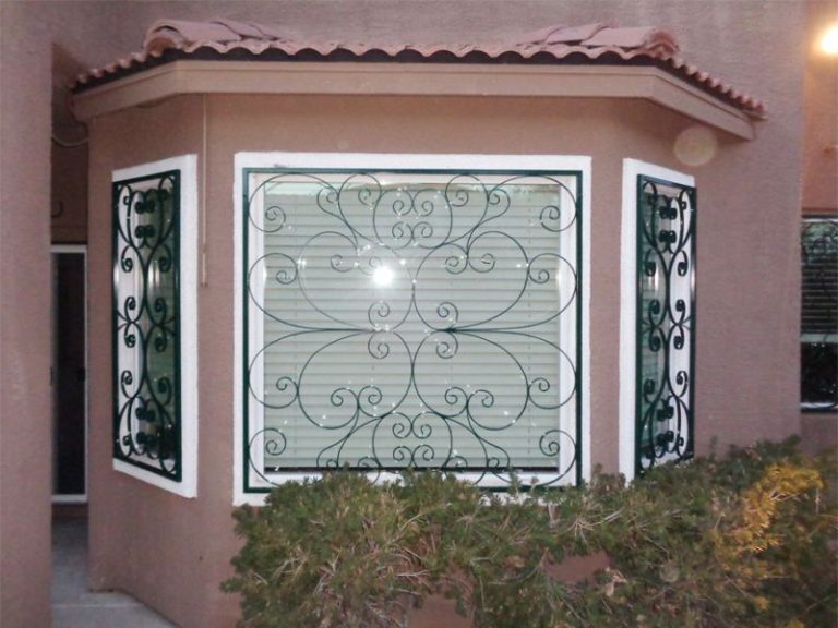 scrollwork WG0126